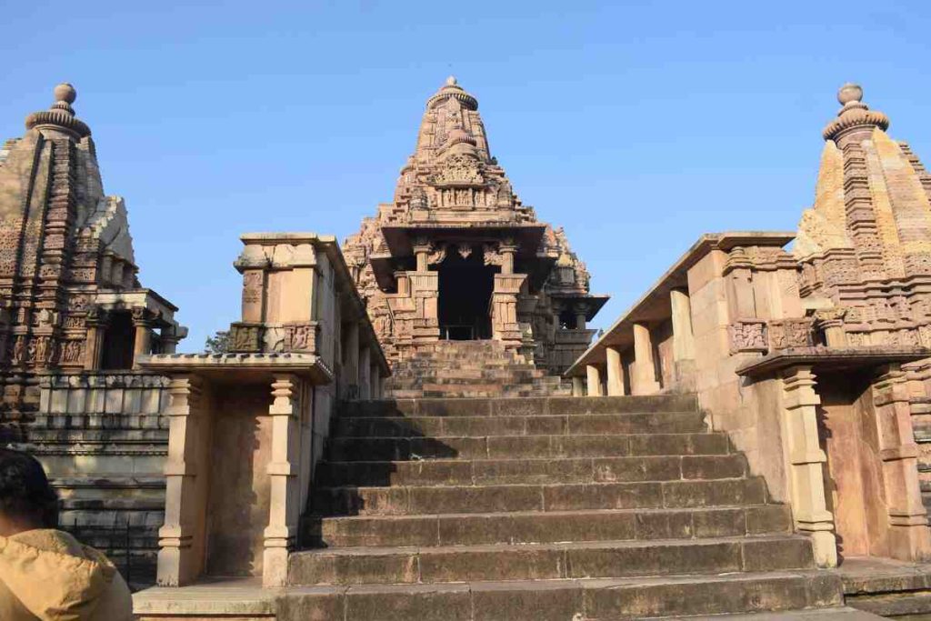 Khajuraho Temple: दुनिया में जीवंत और चमत्कारिक है खजुराहो के प्रमुख मंदिर kandariya mahadev temple 1