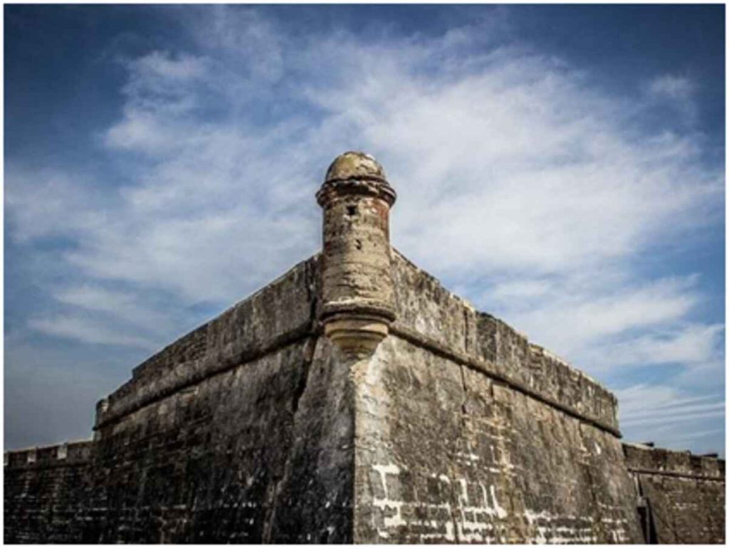 इतिहास को खुद में समेटे हुए मध्य प्रदेश के 17 किले गोहद का किला