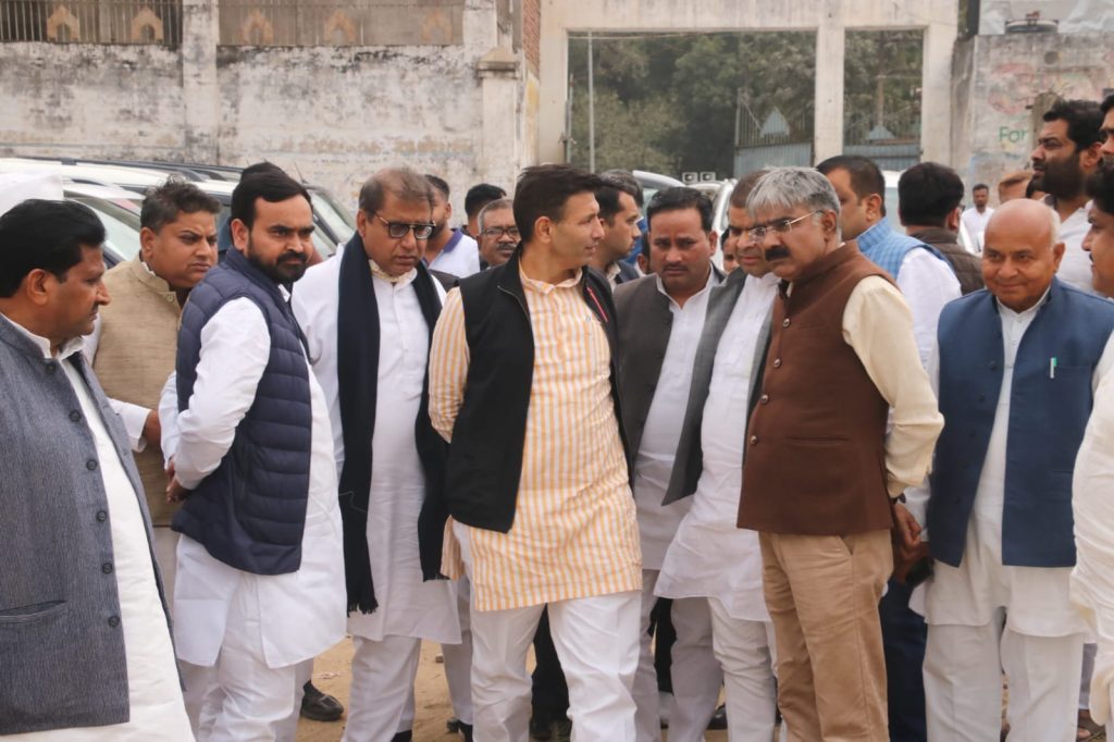 MP क्राइमकरप्शन और कर्ज़ में प्रदेश को डुबोने वालेमुख्यमंत्री से