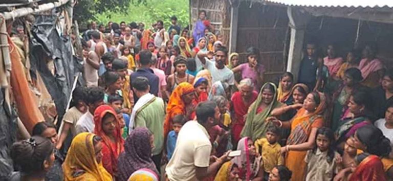 बिहार-बेगूसराय में पति-पत्नी-बेटी की हत्या और बेटा गंभीर