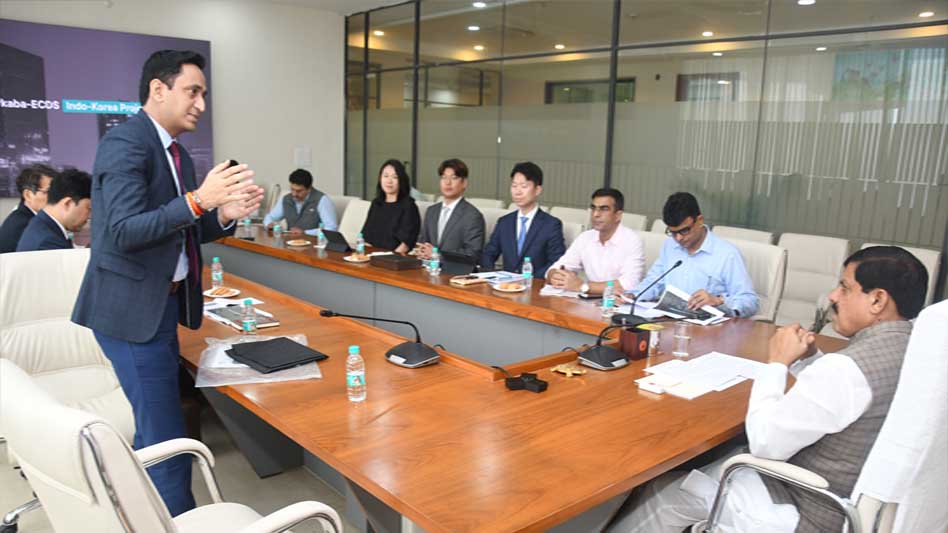 CM यादव से दक्षिण कोरिया और भारत की ज्वाइंट वेंचर कंपनी मरकबा ईसीडीएस के प्रतिनिधि मंडल ने समत्व भवन में की भेंट 1 12a 193