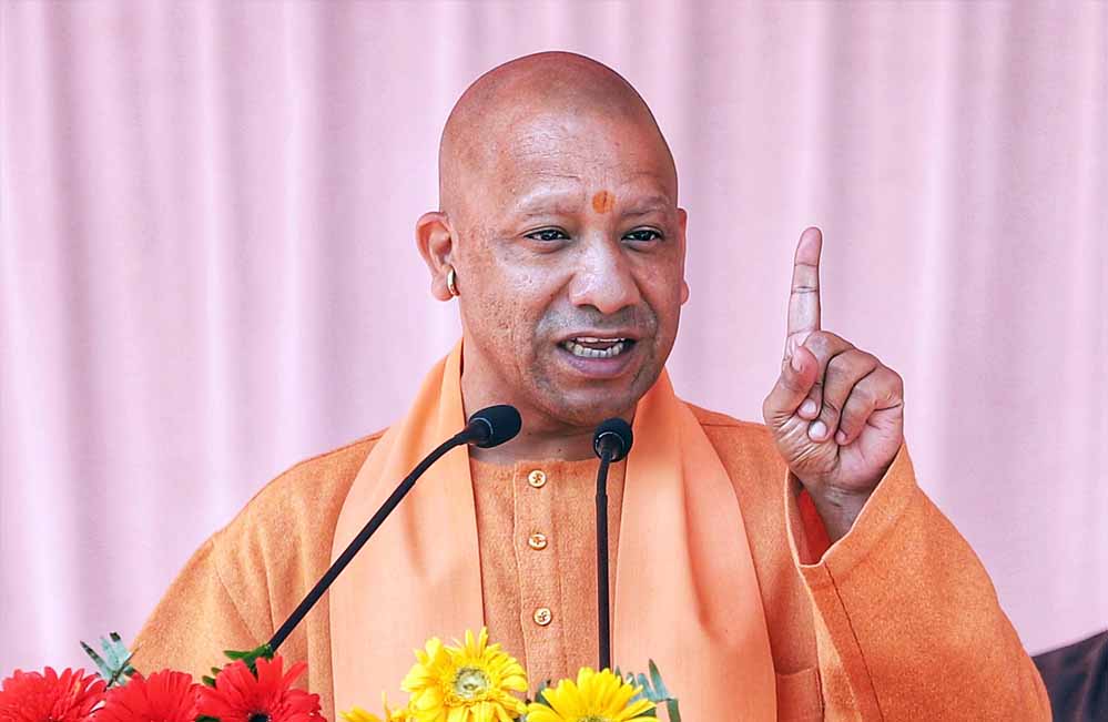 मुख्यमंत्री Yogi ने Congress-NC गठबंधन पर उठाए सवाल, Jammu-Kashmir को लेकर पूछे कड़े सवाल