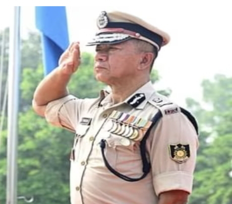 CRPF: सीआरपीएफ डीजी थाउसेन सेवानिवृत्त हुए, एमपी कैडर के आईपीएस अधिकारी हैं CRPF सीआरपीएफ डीजी थाउसेन सेवानिवृत्त हुए एमपी कैडर के आईपीएस