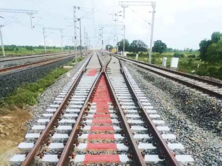 छत्तीसगढ़-में कोरबा से अंबिकापुर और गढ़चिरौली से बचेली-बीजापुर तक बिछेंगी दो नई रेल लाइन