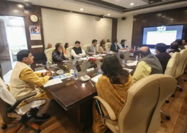 MP: CM बोले- खुले बोरवेल मिलें तो सख्त एक्शन लें MP CM बोले खुले बोरवेल मिलें तो सख्त एक्शन लें