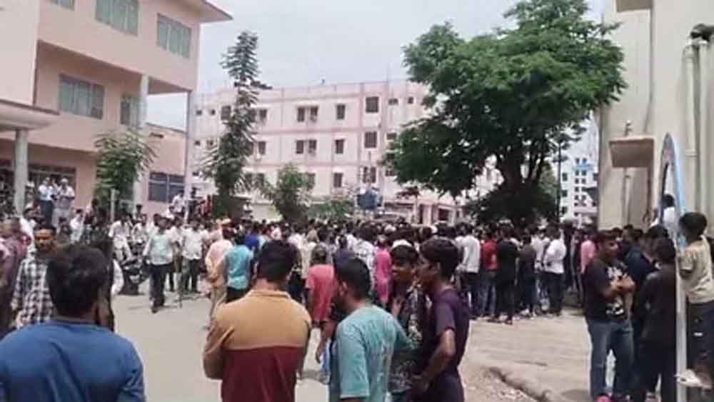 राजस्थान-उदयपुर कलेक्टर ने चाकूबाजी में घायल बच्चे की मौत को बताया अफवाह 1 Rajasthan 01 2 13