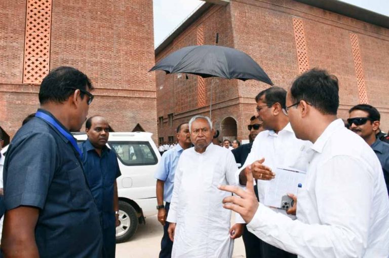 मुख्यमंत्री नीतीश ने निर्माण कार्य तेजी से पूर्ण कराने का दिया निर्देश, राजगीर खेल परिसर का किया निरीक्षण
