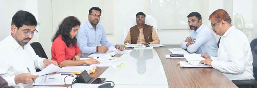 छत्तीसगढ़ के युवाओं को स्थानीय रोजगार की मांग अनुसार प्रशिक्षण दिलाएं: मंत्री केदार कश्यप छत्तीसगढ़ के युवाओं को स्थानीय रोजगार की मांग अनुसार प्रशिक्षण दिलाएं: मंत्री केदार कश्यप