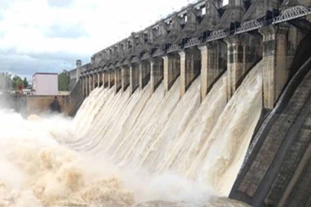 ग्वालियर में भारी बारिश के चलते स्कूलों की छुट्टी घोषित 1 18A 83