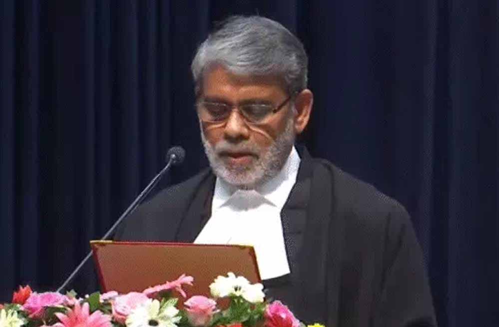 प्रदेश हाईकोर्ट के 28वें मुख्य न्यायाधीश सुरेश कुमार कैत, आज हुआ शपथ समारोह, 6 महीने का होगा कार्यकाल 1 25A 45 1