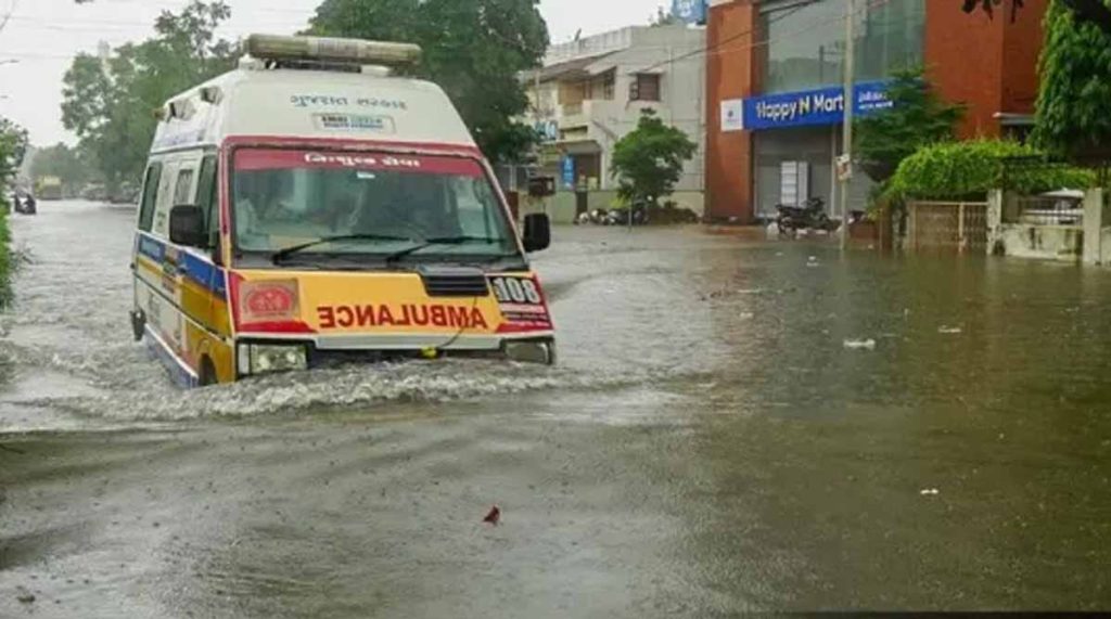 शहरी विकास में खामियों भरी जल निकासी व्यवस्था के कारण गुजरात में बाढ़- अध्ययन शहरी विकास में खामियों भरी जल निकासी व्यवस्था के कारण गुजरात में बाढ़- अध्ययन