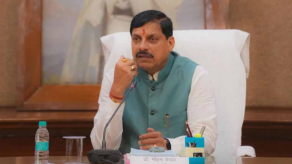 स्वच्छता ही सेवा अभियान में सफाई मित्रों का हो रहा सम्मान: मुख्यमंत्री डॉ. यादव 1 cm1 8