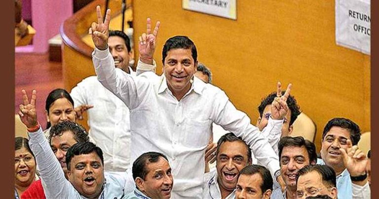 MCD स्टैंडिंग कमेटी मेंबर के चुनाव में आज हुए मतदान में सुंदर सिंह तंवर को 115 वोट मिले, हुई जीत, BJP का चेयरमैन बनना तय
