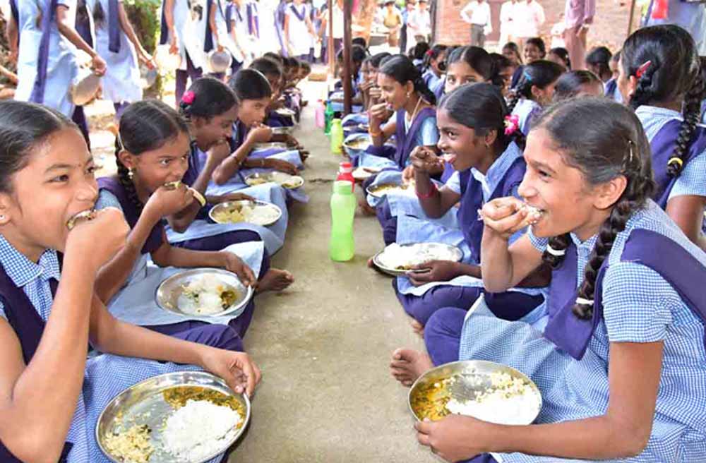 पंजाब में शिक्षा विभाग ने जारी किए नए आदेश, मिड-डे मील में गड़बड़ी करने वालों की अब खैर नहीं 1 miday1
