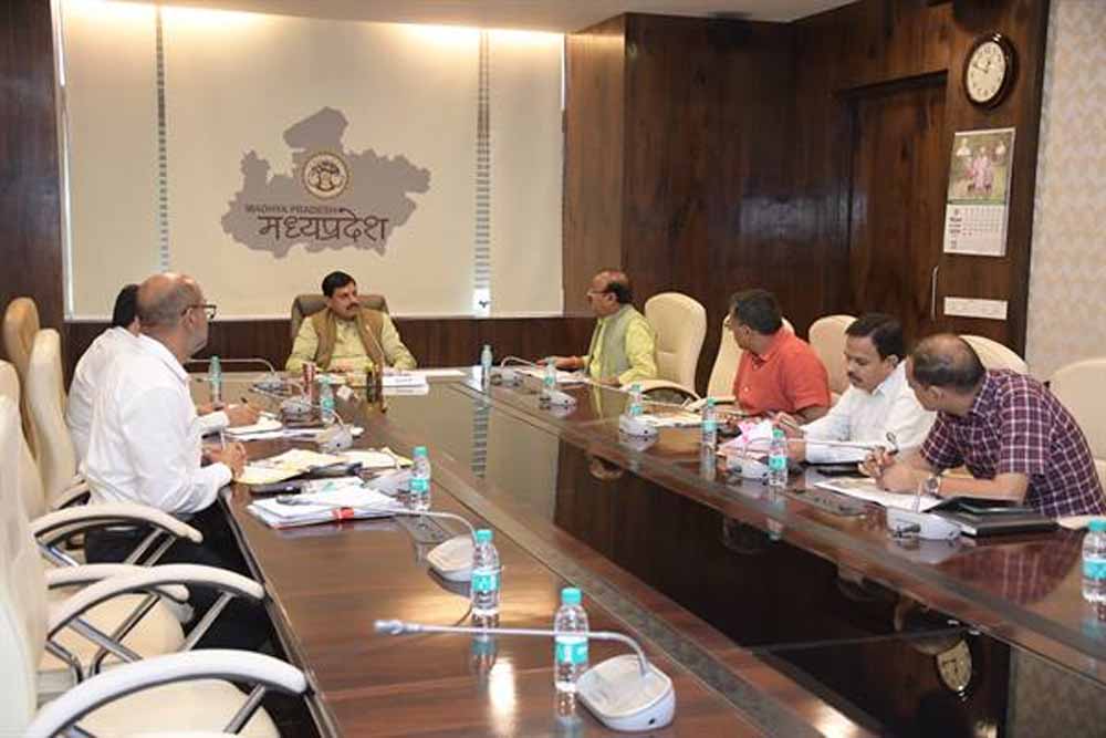 श्रमिकों के लिए 16 नगर निगम क्षेत्रों में बनेंगे मॉडल रैन बसेरे: मुख्यमंत्री डॉ. यादव 1 moh 1