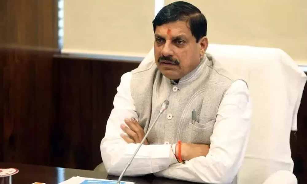 मुख्यमंत्री डॉ. यादव ने इंदौर में मुख्यमंत्री परीक्षार्थी सुविधा केन्द्र का शुभारंभ किया, युवाओ को मिली बड़ी सुविधा 1 yadav1 2