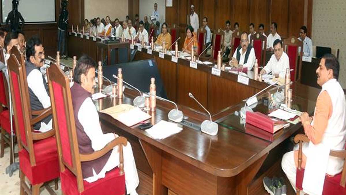 12 हजार 670 मिनी आंगनवाड़ी केन्द्रों को पूर्ण आंगनवाड़ी केन्द्र में उन्नयन किये जाने का निर्णय लिया गया 1 22A 152