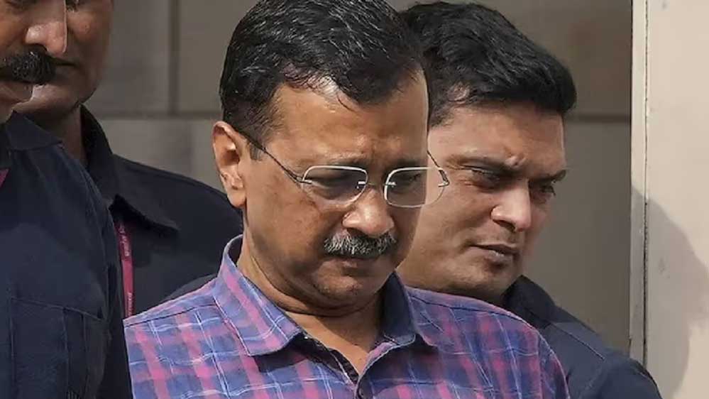 दिवाली रोशनी का त्योहार , आतिशबाजी से जो प्रदूषण होता है उसका खामियाजा हमारे ही बच्चों को भुगतना होता है : केजरीवाल 1 Arvind Kejriwal A 65 4 2