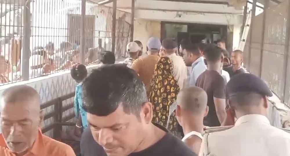 बिहार-दरभंगा में सेप्टिक टैंक में दम घुटने से दो भाई समेत तीन की मौत 1 Bihar 01 2 11