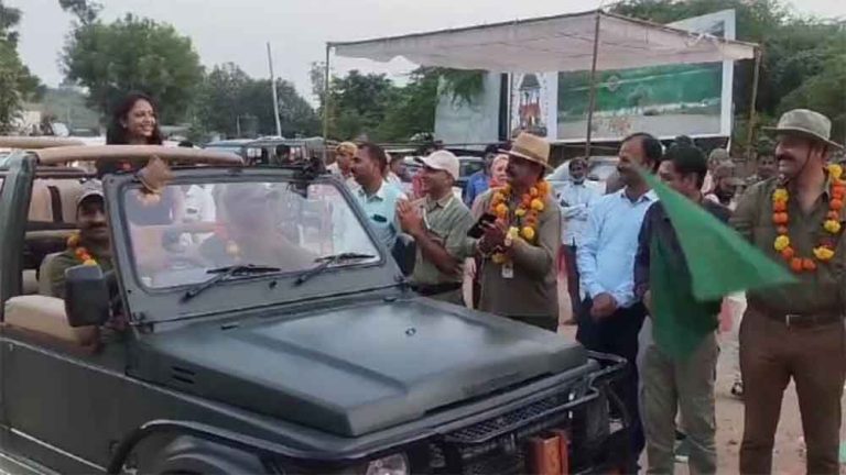 राजस्थान-सवाई माधोपुर के रणथंभौर नेशनल पार्क में पर्यटन सत्र शुरू