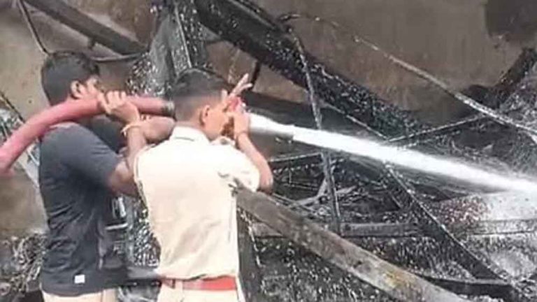 राजस्थान-जोधपुर की हैंडीक्राफ्ट फैक्टरी में लगी आग