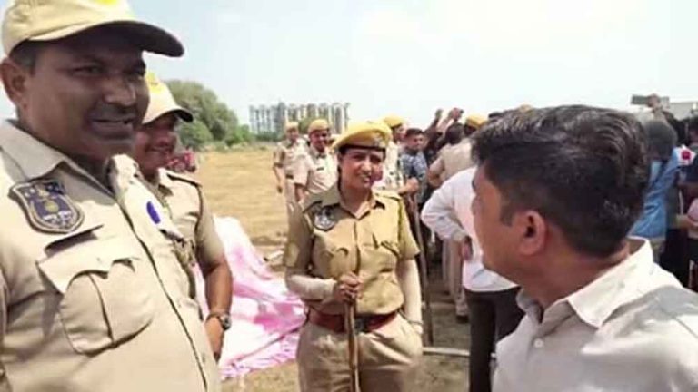 राजस्थान-जयपुर में खुद की जमीन पर खेती करने काश्तकार कर रहा संघर्ष