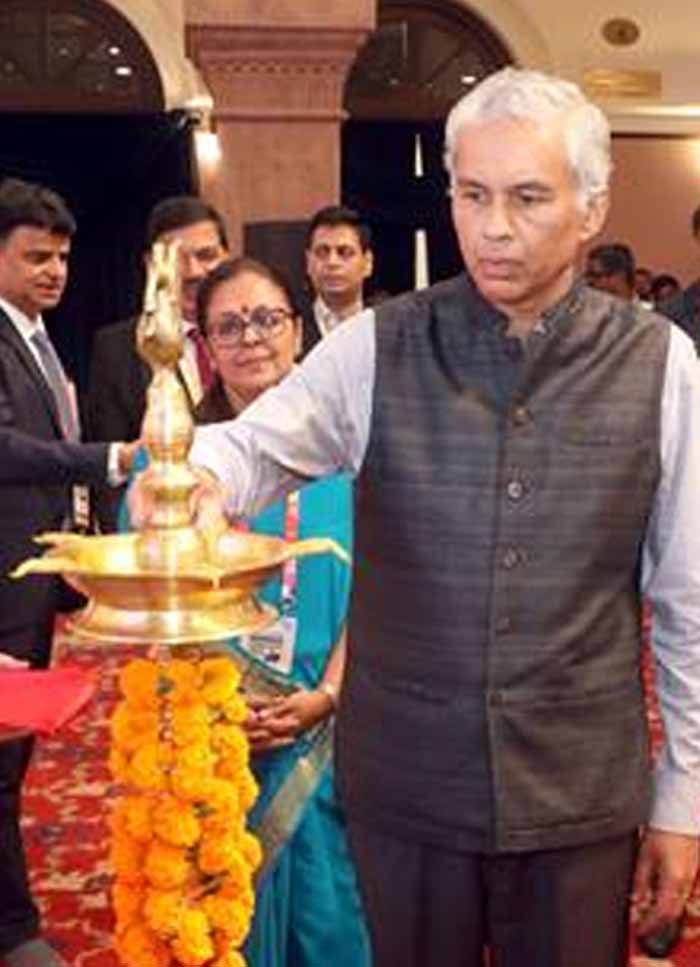 मध्यप्रदेश में निवेश कर, प्रदेश तथा देश की विकास यात्रा में बनें सहभागी: मुख्य सचिव श्री जैन 1 concle