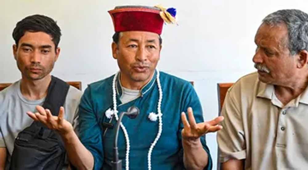 राहुल गांधी ने कहा- पर्यावरण कार्यकर्ता सोनम वांगचुक और अन्य लद्दाख वासियों को हिरासत में लिया जाना ‘अस्वीकार्य’ 1 sonam wa1