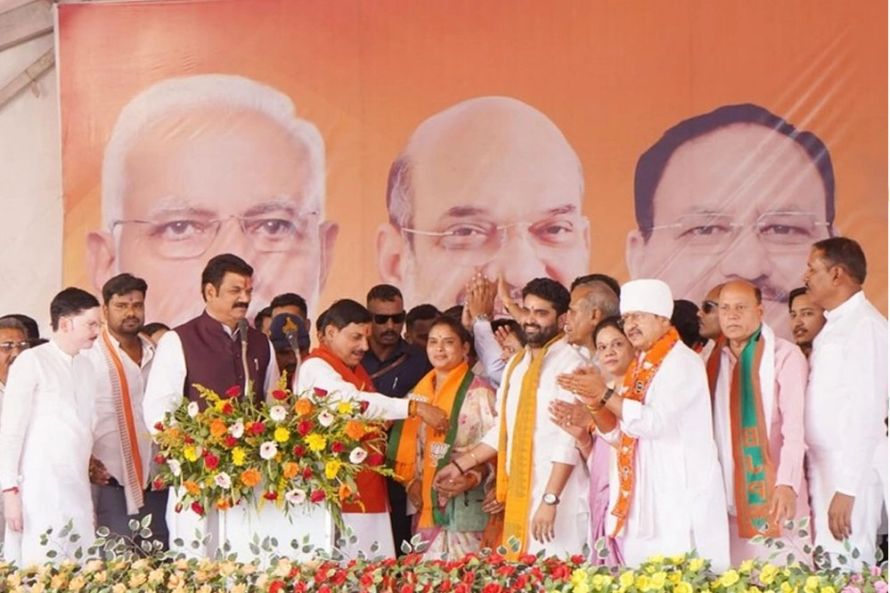 बीना विधायक निर्मला सप्रे की बढ़ी मुश्किलें, कांग्रेस विधानसभा सदस्यता खत्म करने पहुंची हाईकोर्ट 1 28A 89