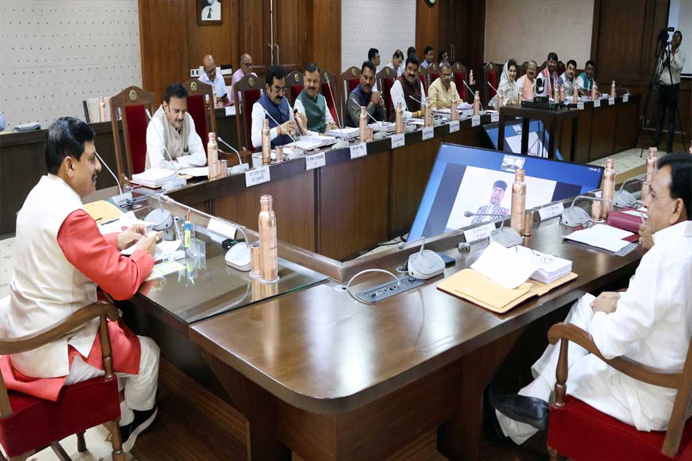 MP में खुलेंगे 254 नकद खाद विक्रय केंद्र, सरकारी नौकरियों में महिलाओं के लिए बढ़े पद 1 5A 58
