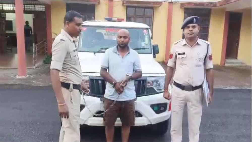 छत्तीसगढ़-धमतरी के जिला अस्पताल से कैदी फरार 1 Chhattisgarh 12 2 16