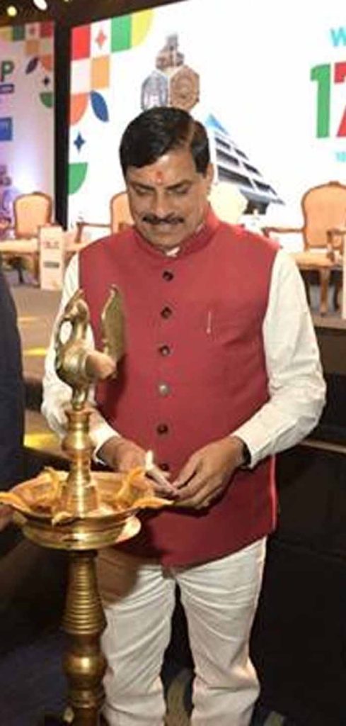 उच्च शिक्षा का बदलता स्वरूप और हमारे जीवन मूल्य विषय पर चर्चा और विचार-विमर्श सम-सामयिक दृष्टि से महत्वपूर्ण: मुख्यमंत्री डॉ. यादव उच्च शिक्षा का बदलता स्वरूप और हमारे जीवन मूल्य विषय पर चर्चा और विचार-विमर्श सम-सामयिक दृष्टि से महत्वपूर्ण: मुख्यमंत्री डॉ. यादव