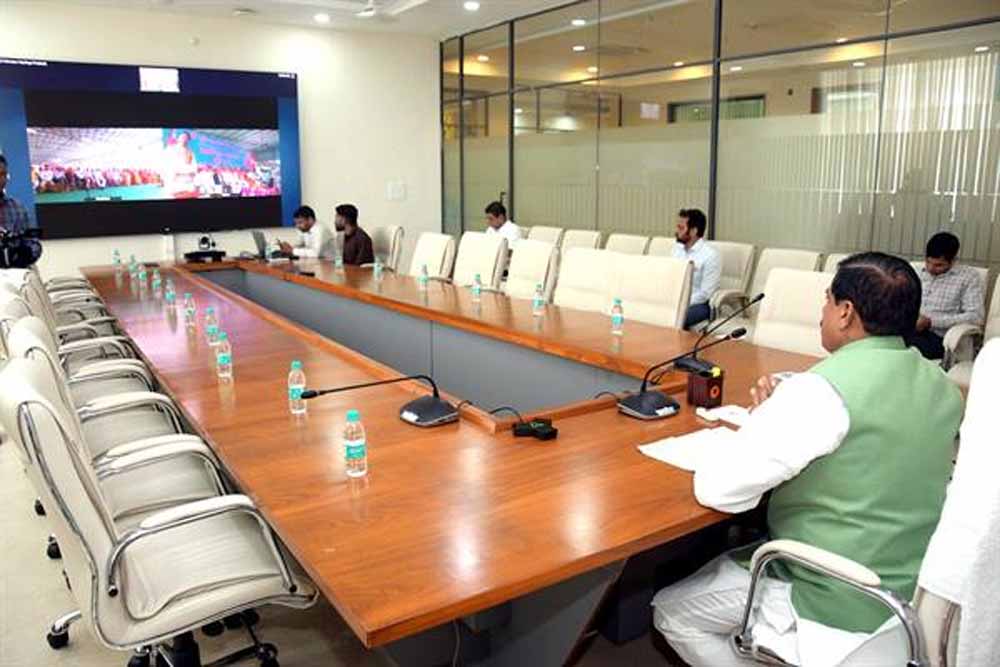 धार्मिक संस्थाएं, अस्पताल-स्कूल और कॉलेज निर्माण के लिए आगे आएं 1 cm momo