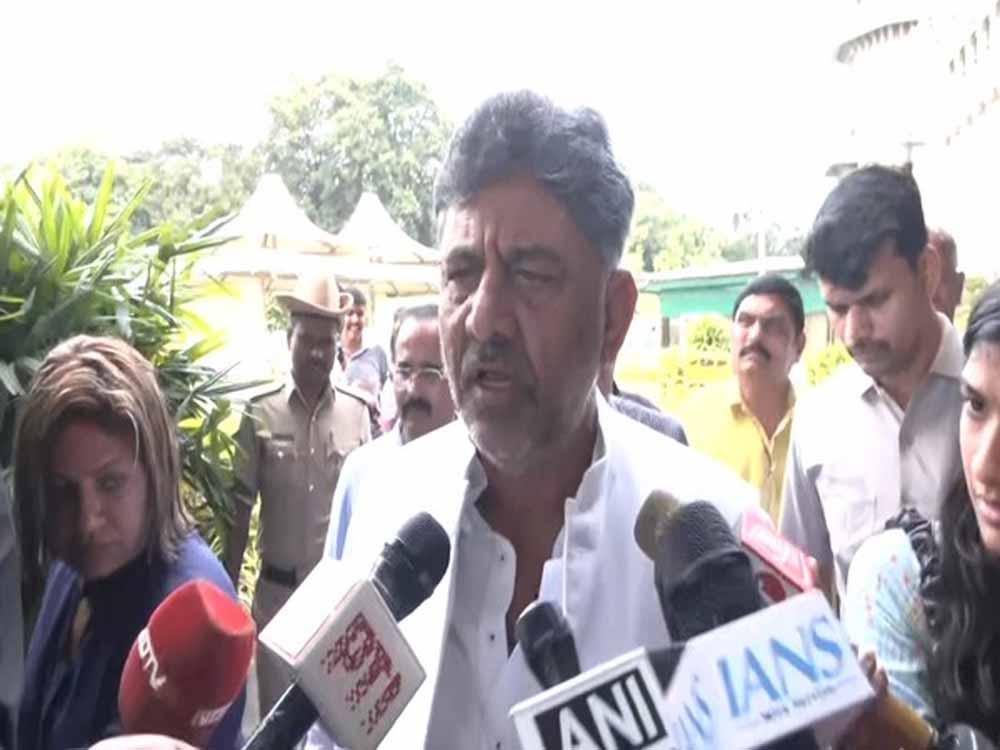 डीके शिवकुमार मिले केंद्रीय मंत्रियों से, जल और संरक्षण परियोजनाओं पर मंजूरी में तेजी लाने के लिए उनका समर्थन मांगा 1 dk2