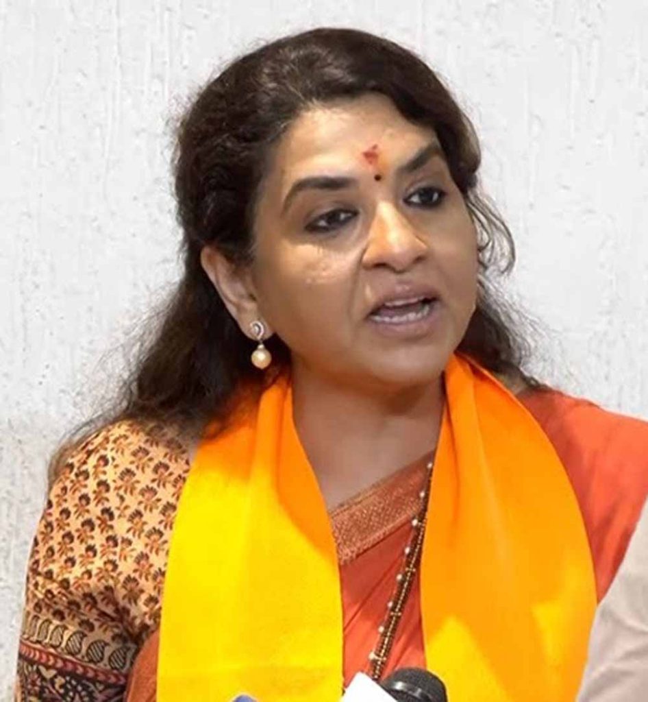 शिवसेना नेता शाइना एनसी ने सुनील राउत पर निशाना साधा, कहा- ’20 नवंबर को मिलेगा जवाब’ शिवसेना नेता शाइना एनसी ने सुनील राउत पर निशाना साधा, कहा- '20 नवंबर को मिलेगा जवाब'