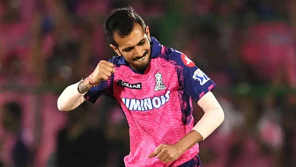 IPL इतिहास के सबसे महंगे भारतीय स्पिनर बने, पंजाब किंग्स ने उन्हें 18 करोड़ रुपए की बड़ी रकम में खरीदा 1 uc1
