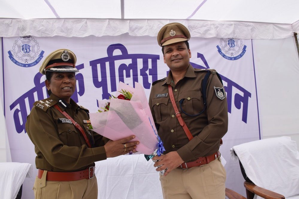 पुलिस उप महानिरीक्षक शहडोल रेंज शहडोल द्वारा किया गया वार्षिक निरीक्षण 1 20A 122