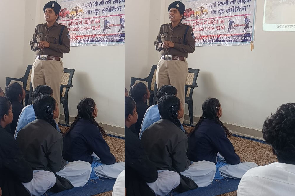 शासकीय उच्चतर माध्यमिक स्कूल पयारी नंबर 1, जिला अनूपपुर में आयोजित हुआ ट्रेफिक अवेयरनेस कार्यक्रम 1 24A 99