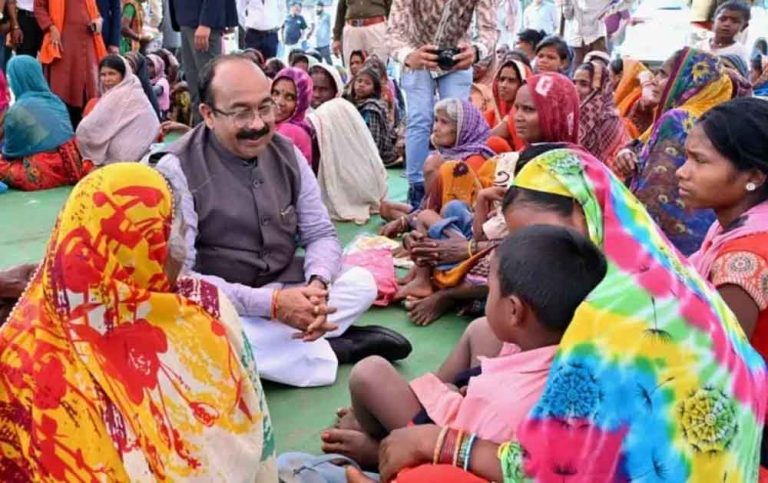 छत्तीसगढ़-डिप्टी सीएम साव ने चौपाल निपटाईं ग्रामीणों की समस्याएं