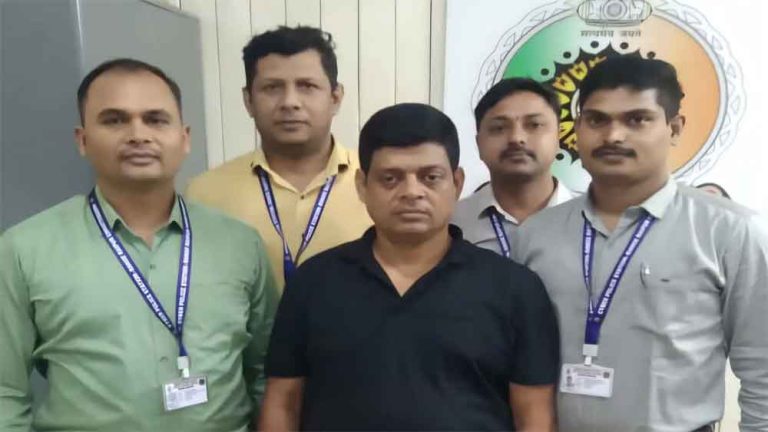छत्तीसगढ़-रायपुर में शेयर ट्रेडिंग के बहाने 94 लाख रुपये ठगे