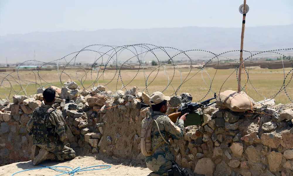 दोनों देशों के बीच सीमा पर होने वाली झड़पें और संघर्ष लगातार बढ़ते जा रहे, तालिबान ने सैन्य चौकी पर किया कब्जा 1 taliban1