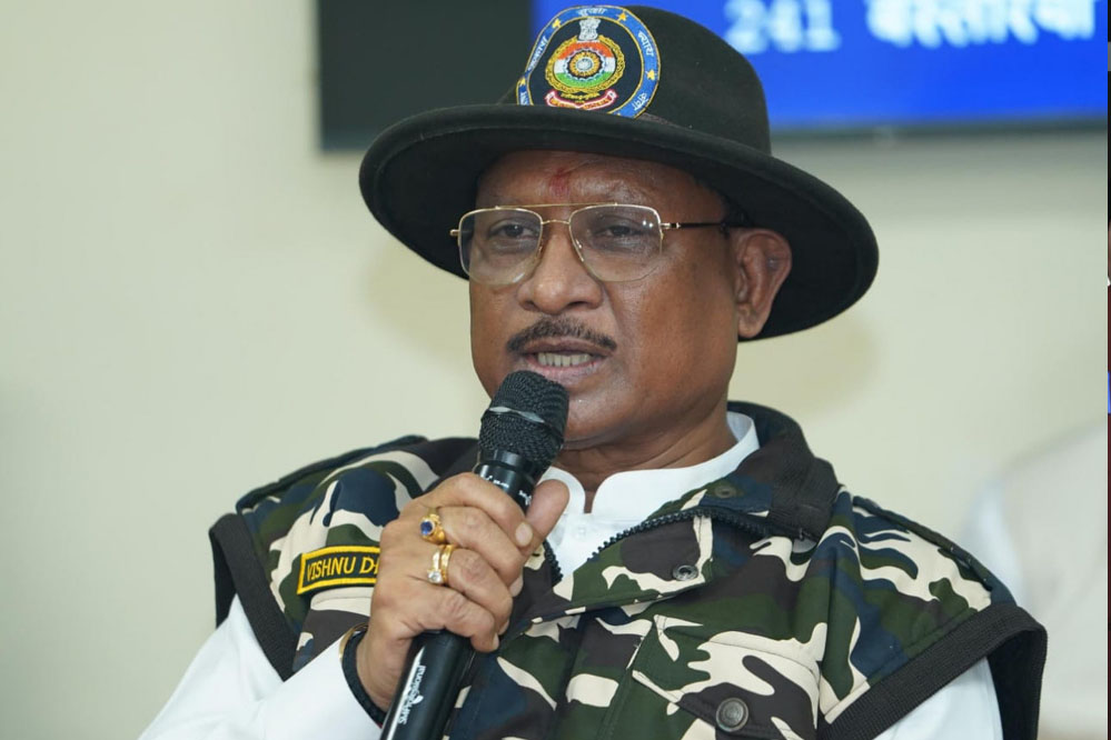 मुख्यमंत्री विष्णु देव साय आज सरगुजा जिले में मुख्यमंत्री अन्नकोष योजना का भी शुभारंभ करेंगे 1 vishnu 2 A 14 1