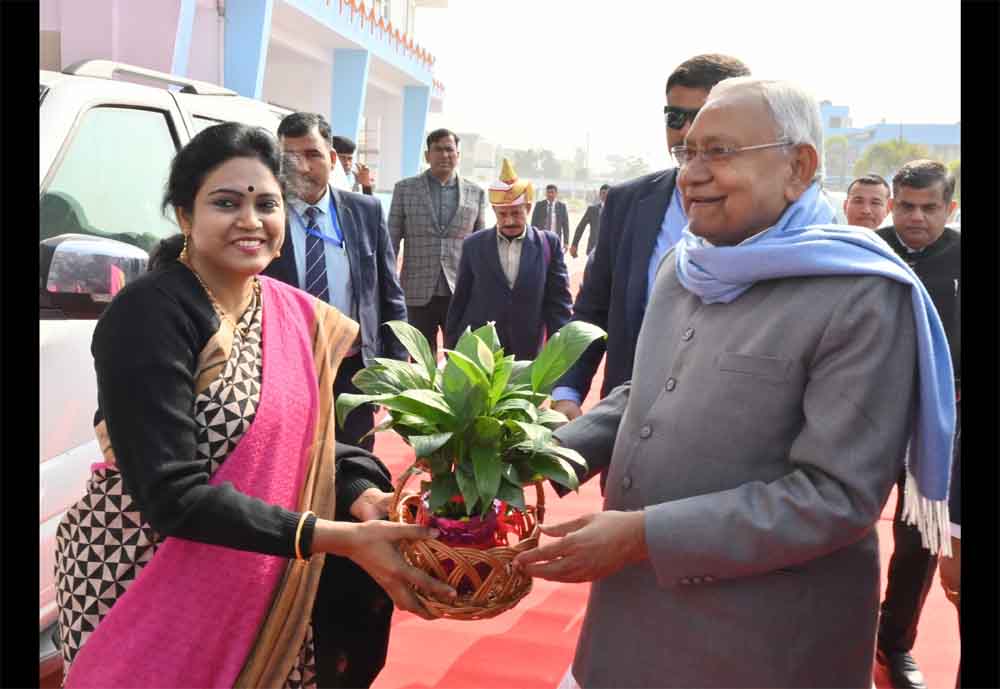 बिहार-सुपौल में मुख्यमंत्री नीतीश ने प्रगति यात्रा में 298 करोड़ की 210 योजनाओं का किया शिलान्यास 1 Bihar 03 2 14