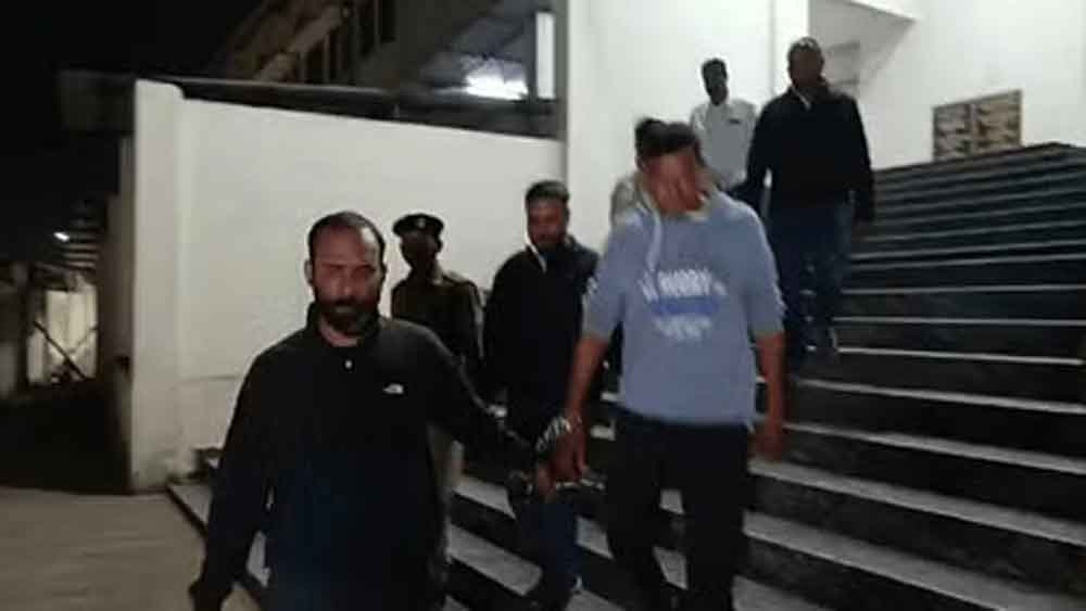 छत्तीसगढ़-भिलाई में प्रोफेसर पर हमले का मुख्य आरोपी समेत तीन को भेजा जेल 1 Cg 03 2 11