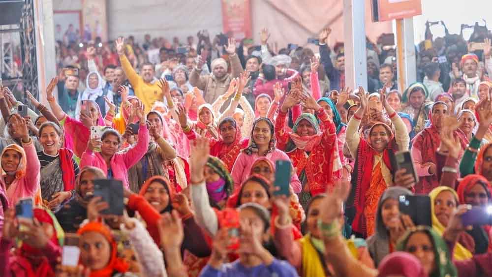 लाड़ली बहनों को प्रधानमंत्री आवास योजना 2.0 में केंद्र-राज्य दोनों से मिलेंगे लाखों रुपये 1 Desh 05 2 2