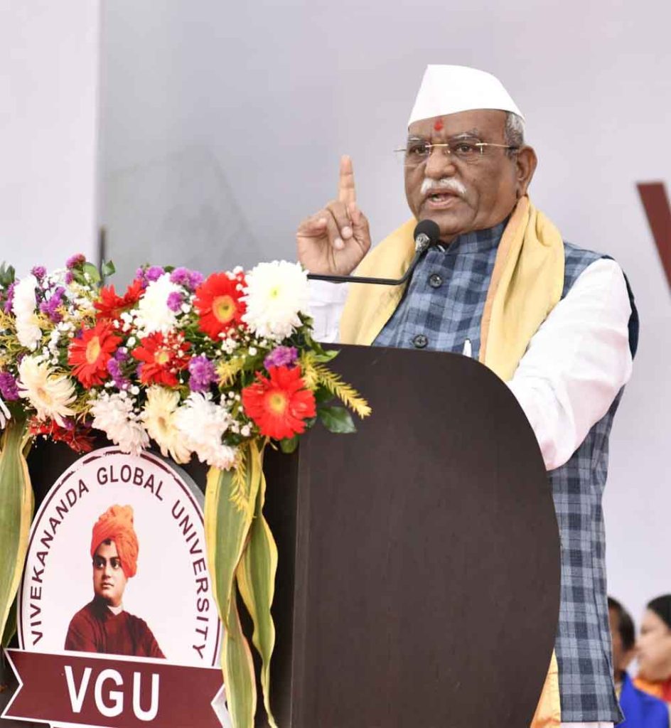 राजस्थान-विवेकानंद ग्लोबल यूनिवर्सिटी के दीक्षांत समारोह में बोले राज्यपाल-‘विद्यार्थियों की बौद्धिक क्षमता बढ़ाने के लिए हो कार्य’ राजस्थान-विवेकानंद ग्लोबल यूनिवर्सिटी के दीक्षांत समारोह में बोले राज्यपाल-'विद्यार्थियों की बौद्धिक क्षमता बढ़ाने के लिए हो कार्य'