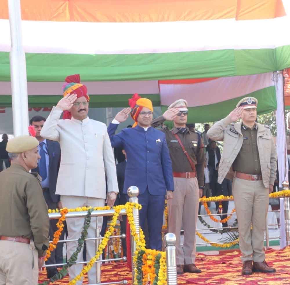 राजस्थान-गणतंत्र दिवस पर मंत्रियों एवं कलेक्टर ने फहराया तिरंगा 1 Rajasthan 02 2 21