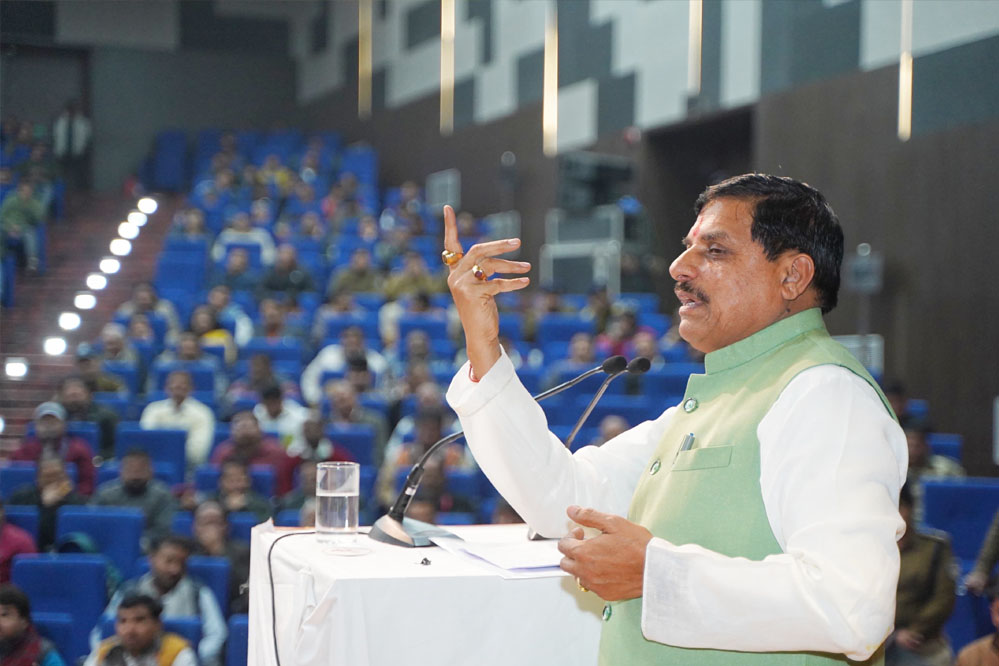 क्षिप्रा नदी में पूरे वर्ष निर्मल जल रहेगा अपितु उज्जैन नगर को पेयजल के लिये भी शुद्ध जल उपलब्ध हो सकेगा : मुख्यमंत्री डॉ. यादव 1 mohan 6A 2 2 1