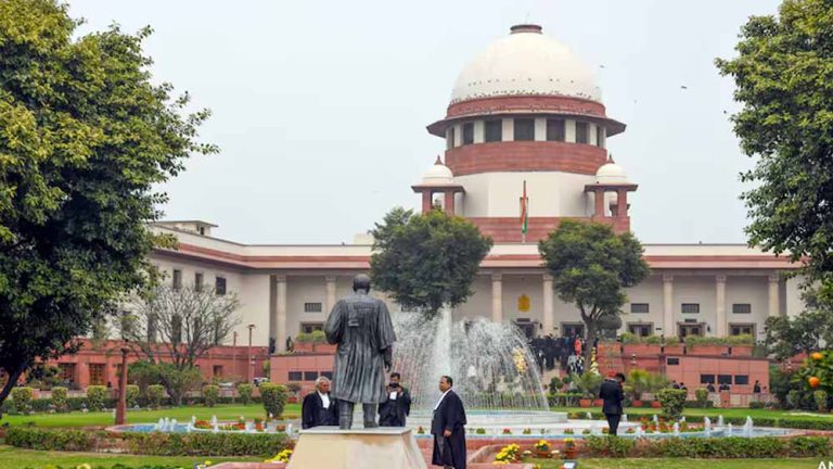 सुप्रीम कोर्ट ने भारत में अवैध बांग्लादेशी प्रवासियों की अनिश्चितकालीन हिरासत पर सवाल उठाया