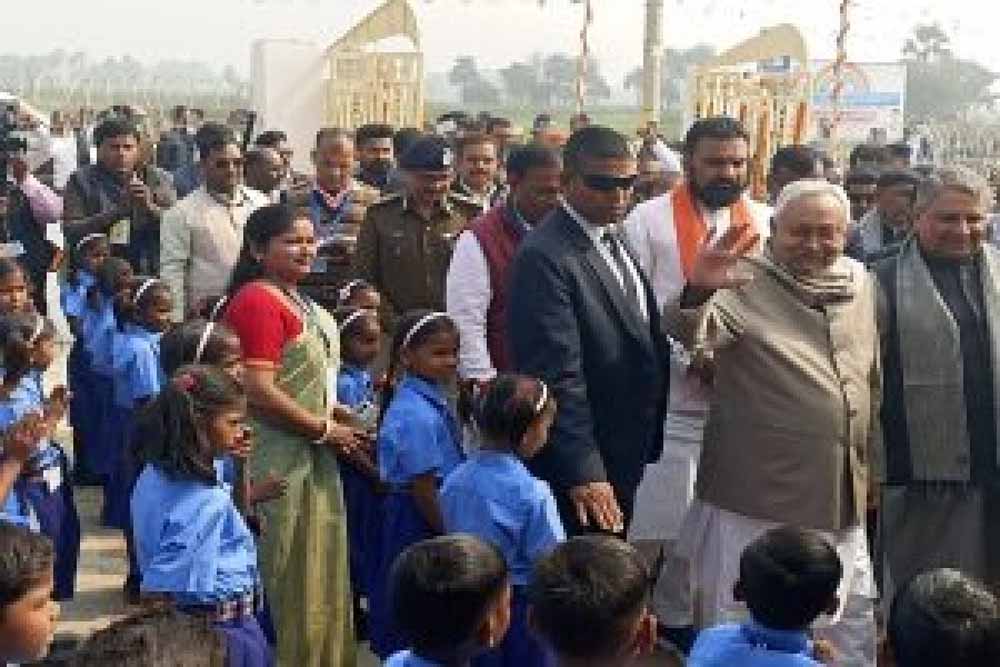 सीएम नीतीश ने कलाम का सपना पूरा किया, बिहार के पहले स्मार्ट विलेज का किया उद्घाटन 1 nitish1